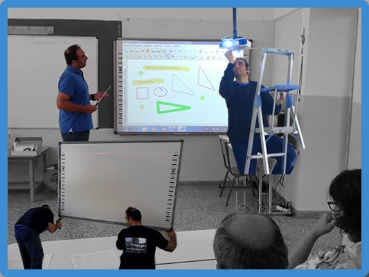 Εγκαταστάσεις διαδραστικών πινάκων, προτζέκτορ, οθονών